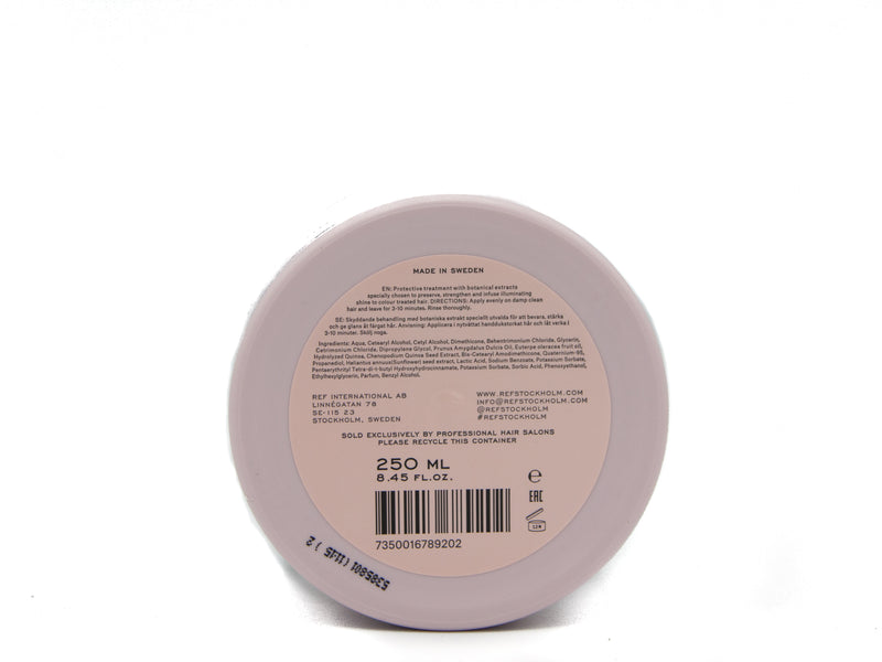 REF Illuminate Colour Masque